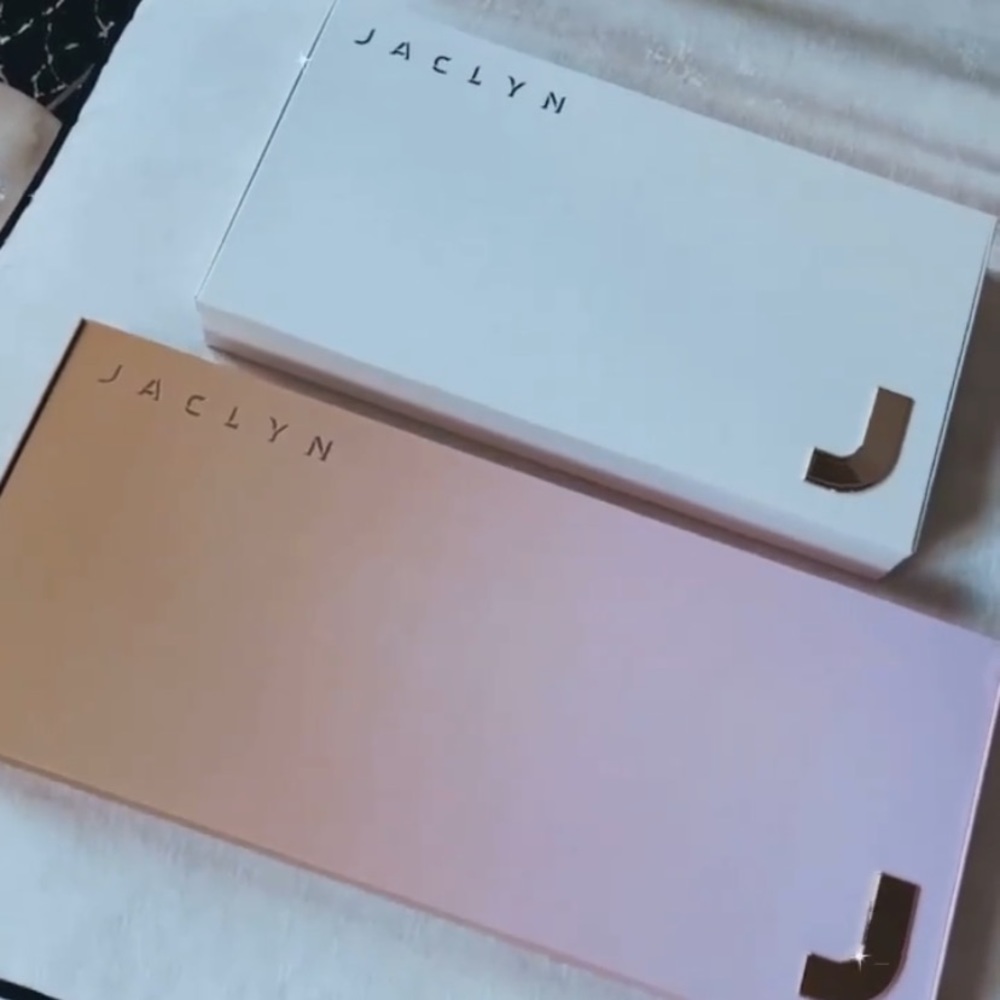 ISO Jaclyn Hill PRs